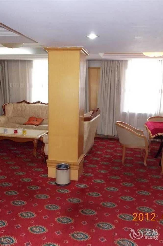 Tianzhi Hotel Харбин Экстерьер фото